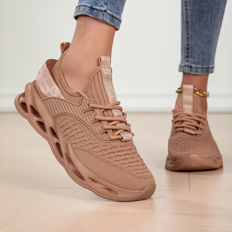 Lace Up Chunky Blade Sole Running Sneakers