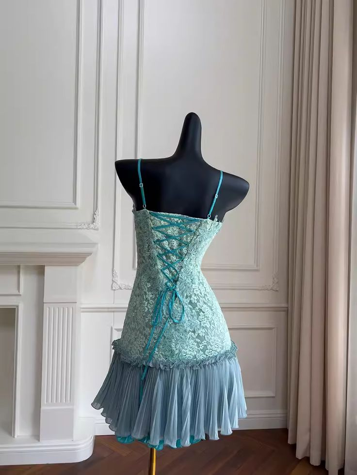 Unique Green Spaghetti Straps Lace Birthday Outfit Homecoming Dress cc1767