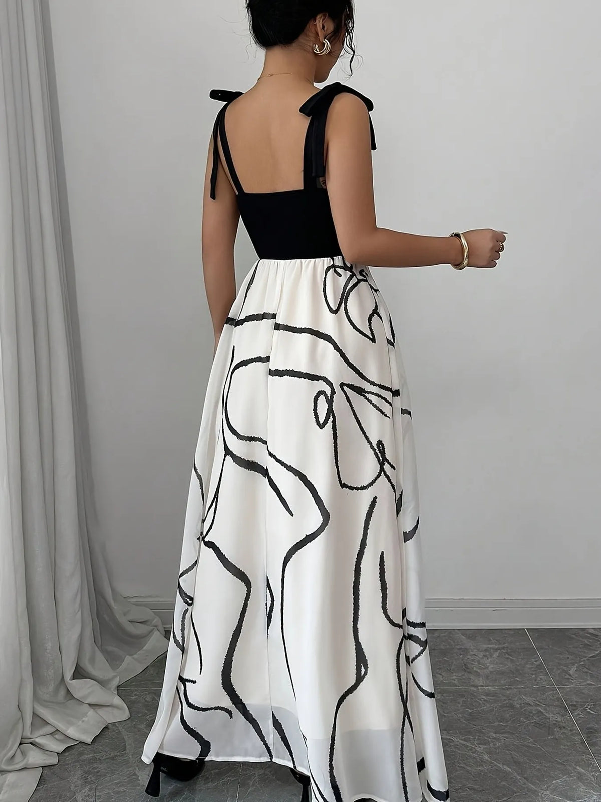Abstract Line Print Tie Shoulder Contrast Bodice A-Line Maxi Dress 2