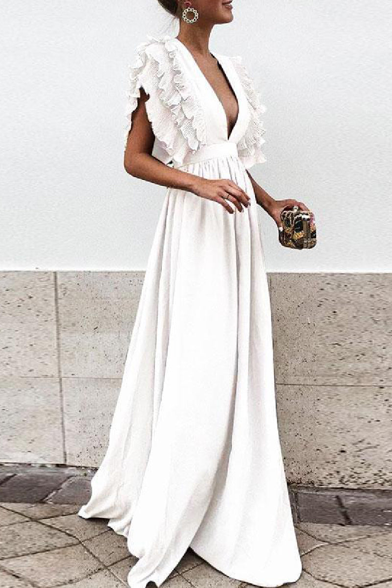Effortlessly Elegant Dress with a Timeless Design
