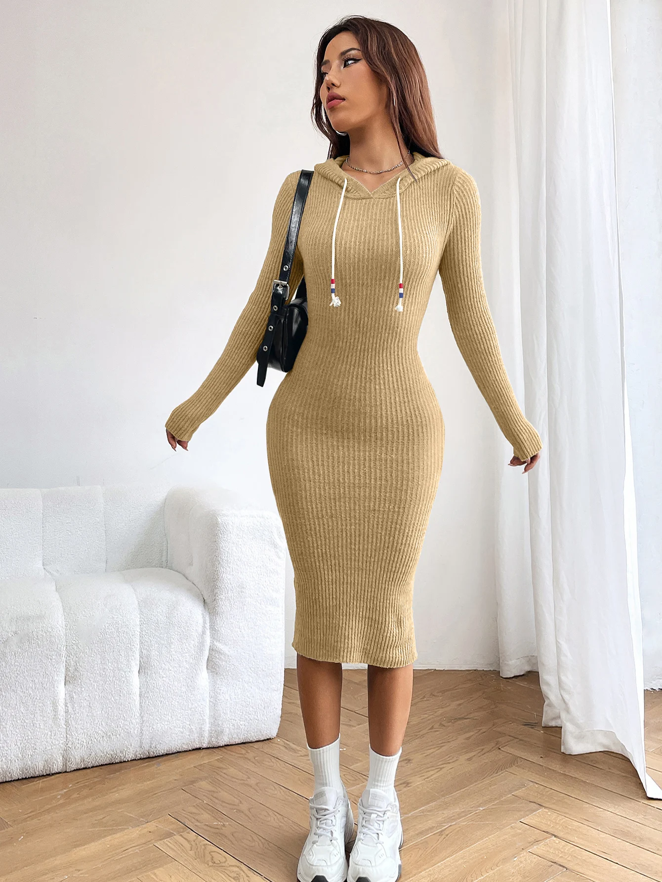 Urban Dress Inspired by Contemporary Streetwear Fashion 3