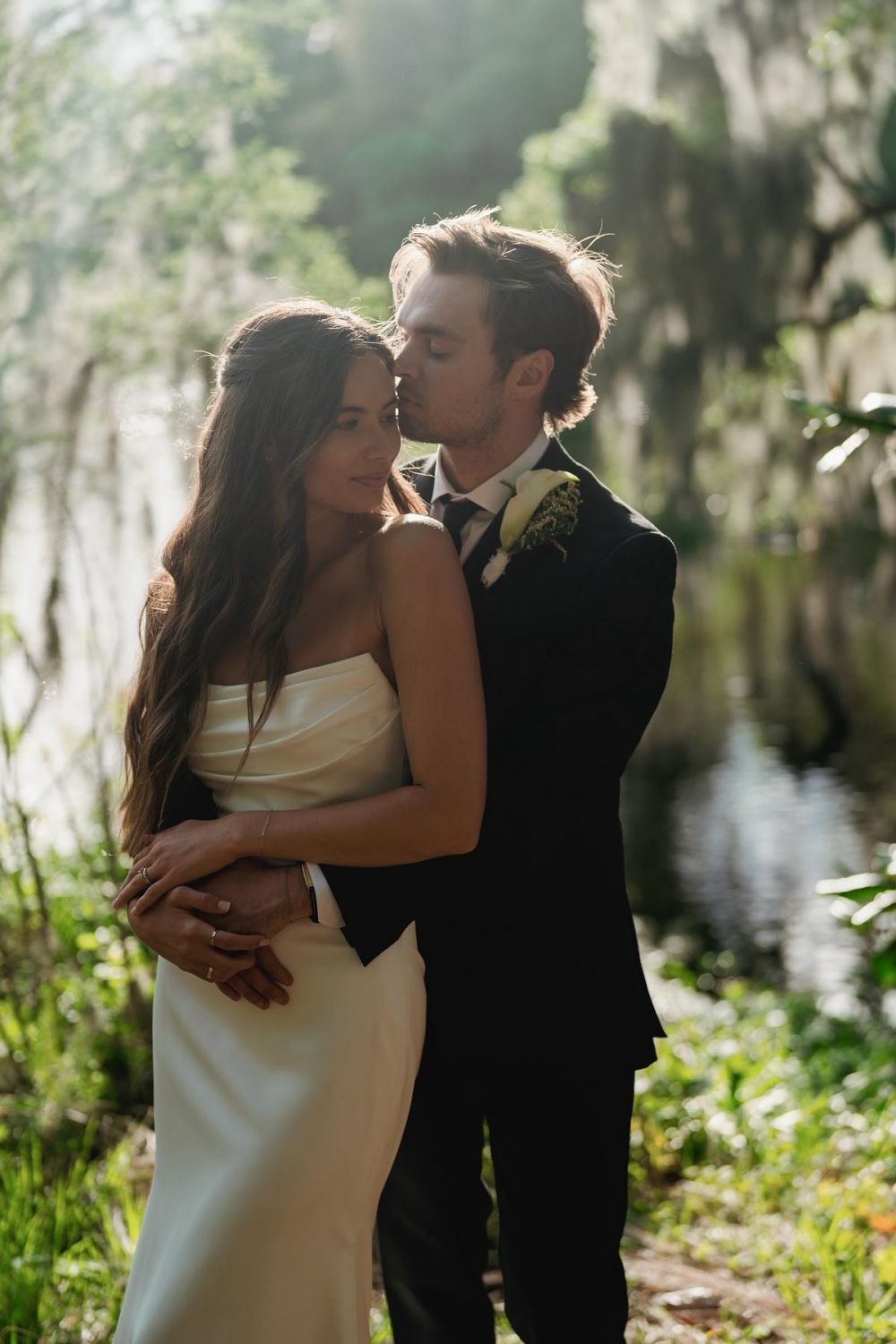 Classic Mermaid Strapless White Wedding Dress with Sweep Train