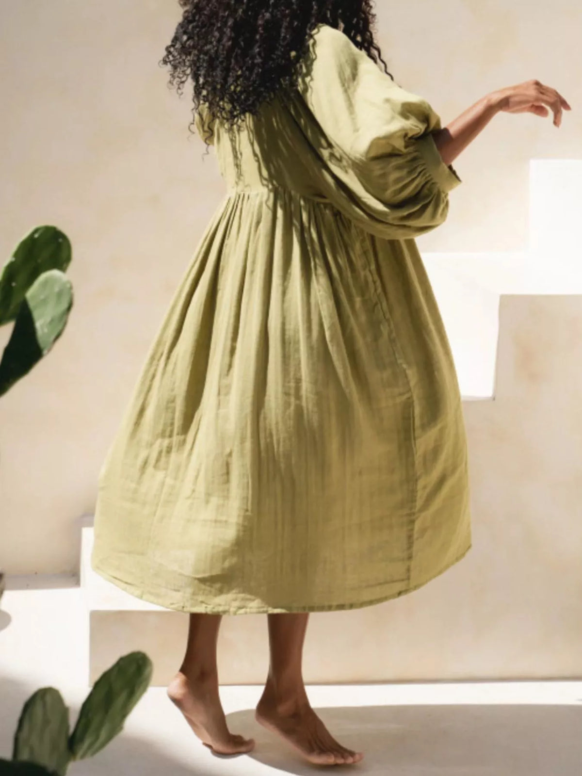 Split V-Neck Tie Neck Puff Sleeve Smock Midi Dress 18