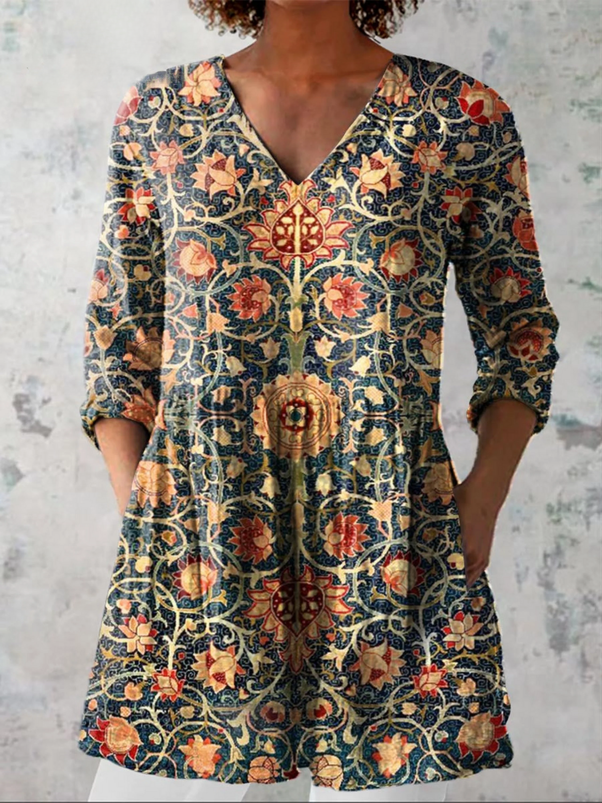 Floral Print V-Neck Long Sleeve Tunic Top