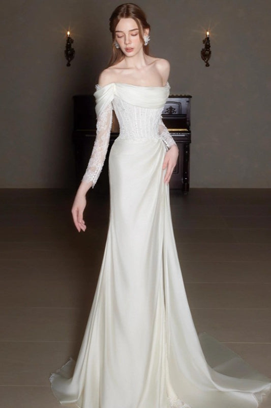Elegant Off Shoulder Lace Wedding Dress
