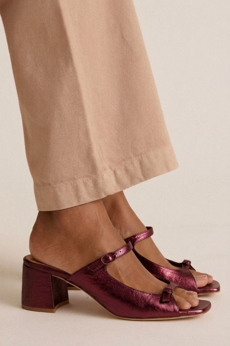 Open Toe T-Strap Contrast Block Heel Mules