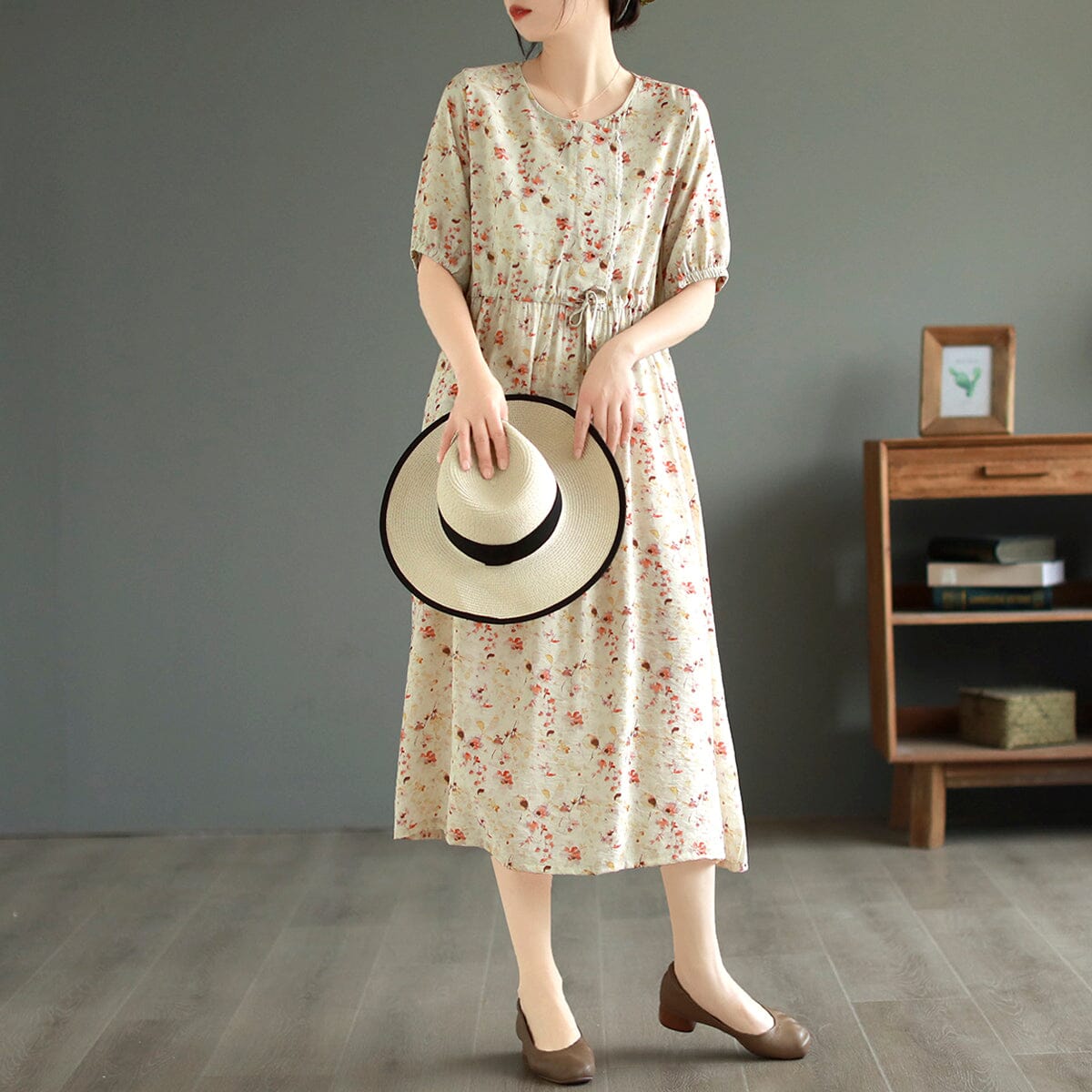 Sophisticated Dress with a Clean Classic Look