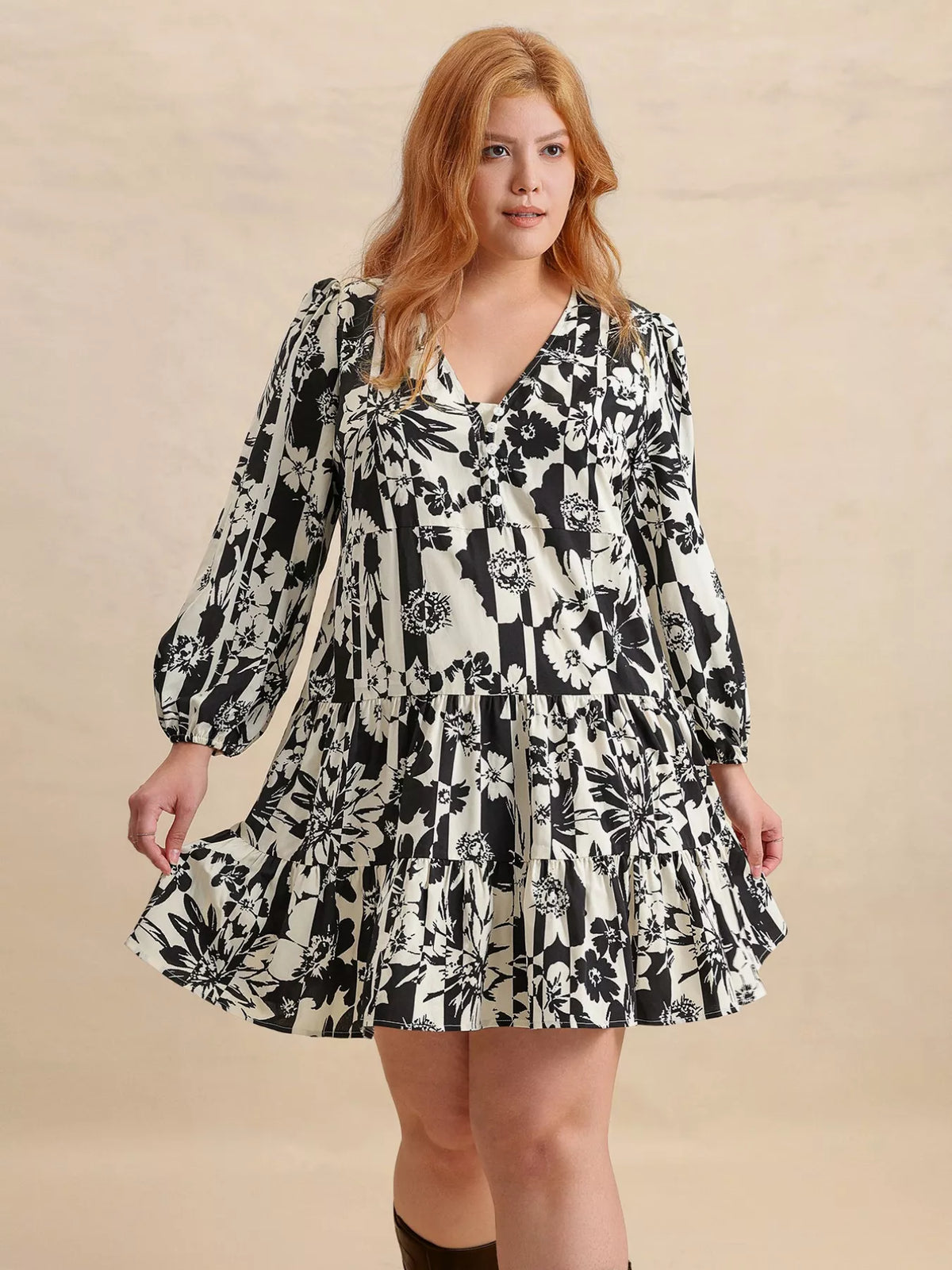 Floral Print V-Neck Balloon Sleeve Tiered Mini Dress 4