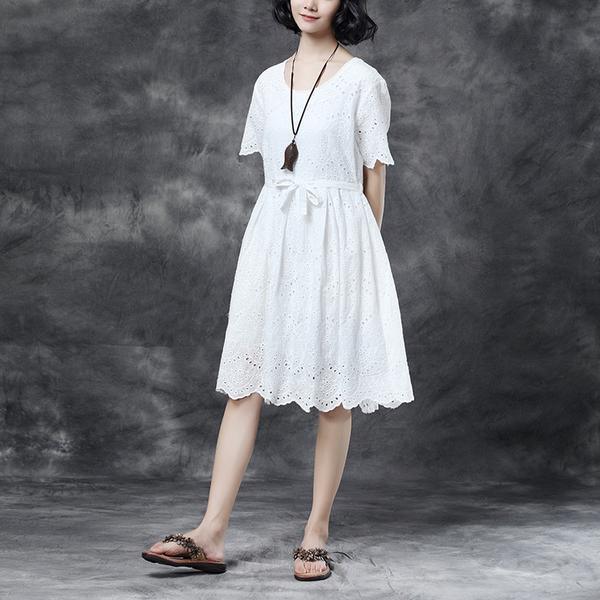 Sophisticated Dress with a Clean Classic Look