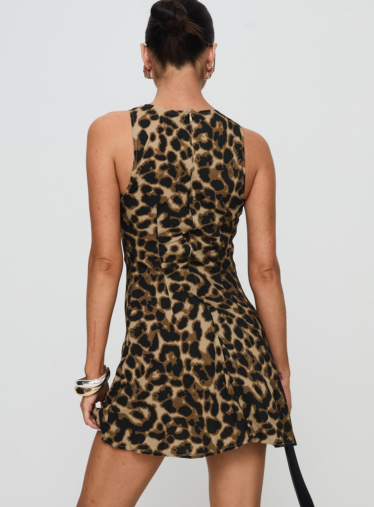 Leopard Print Crew Neck Sleeveless Fitted Mini Dress 5