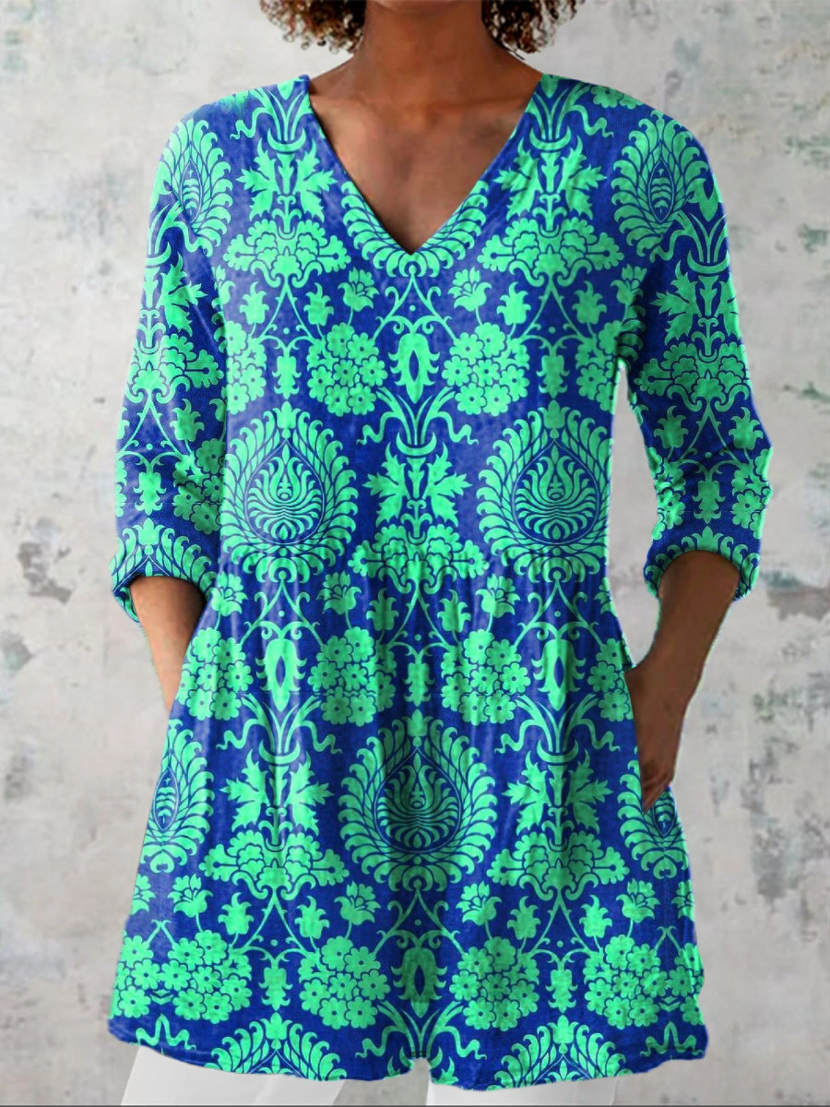 Damask Print V-Neck Three Quarter Sleeve Tunic Top