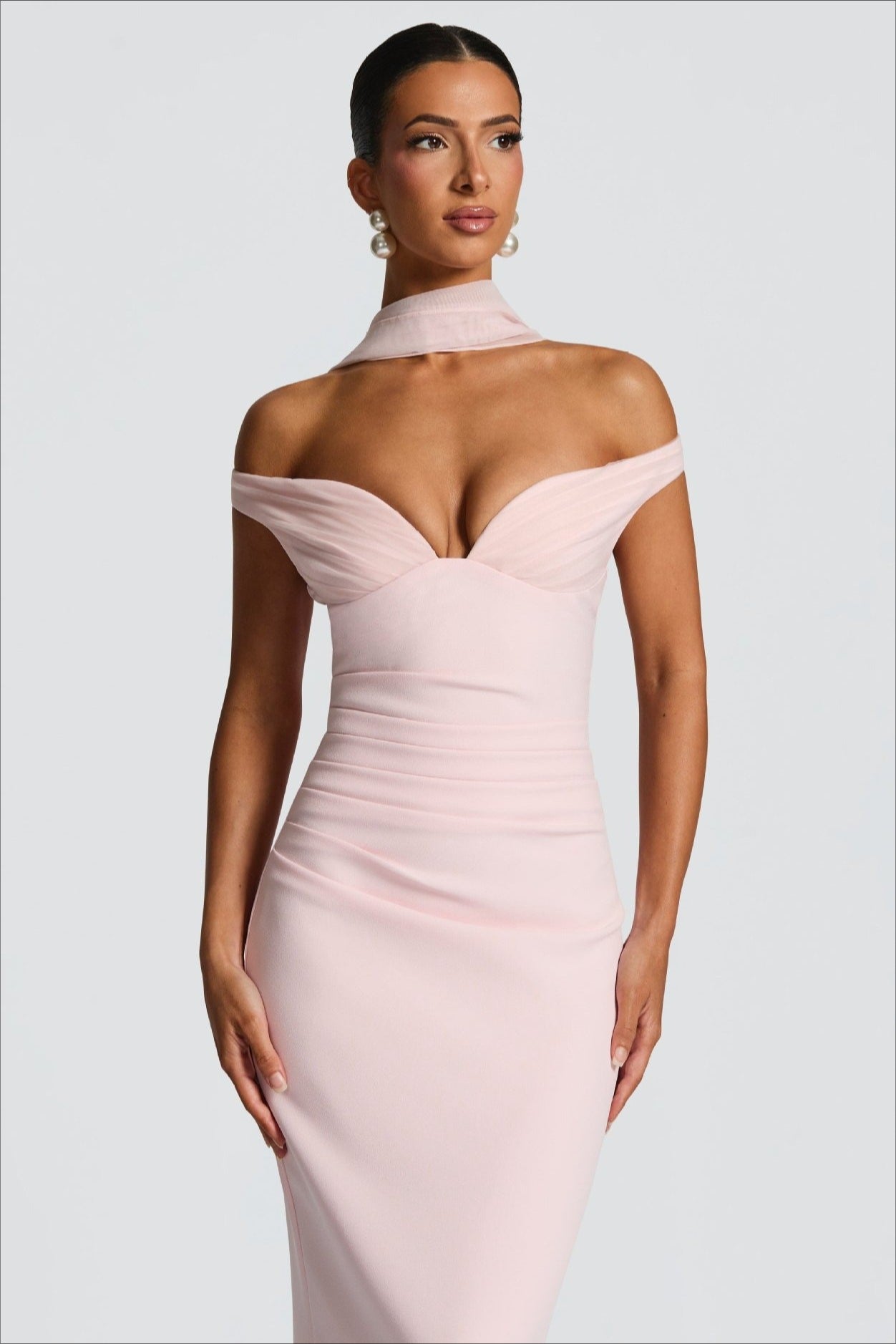 Off Shoulder Sweetheart Ruched Bodycon Mermaid Maxi Gown