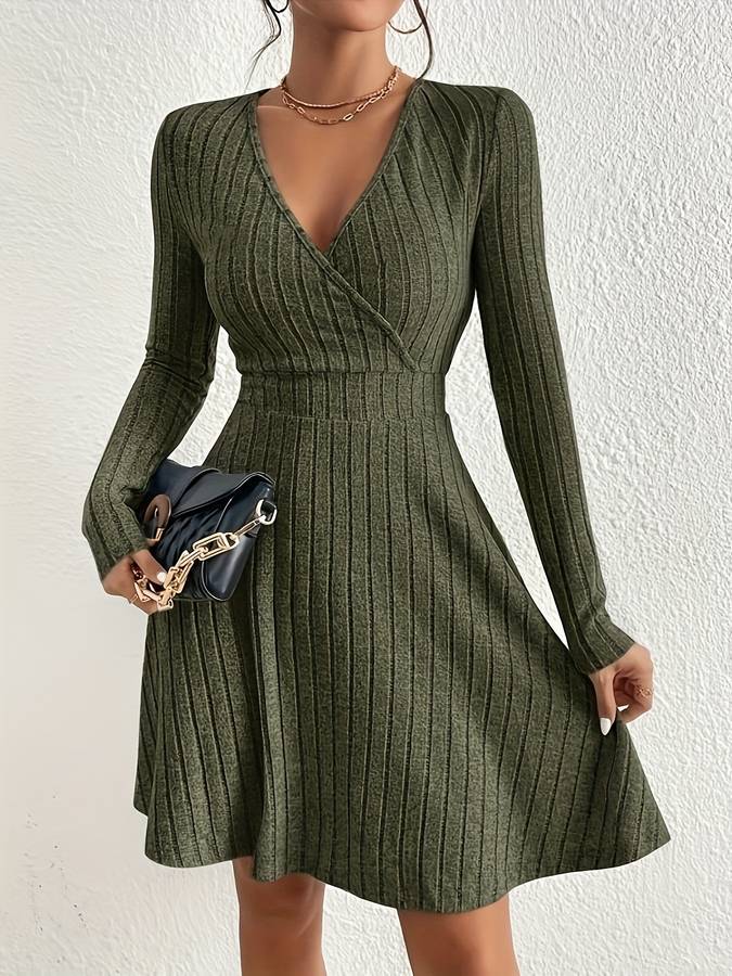 Orla Knitted Dress with V-neck for Women Date Night Outfit