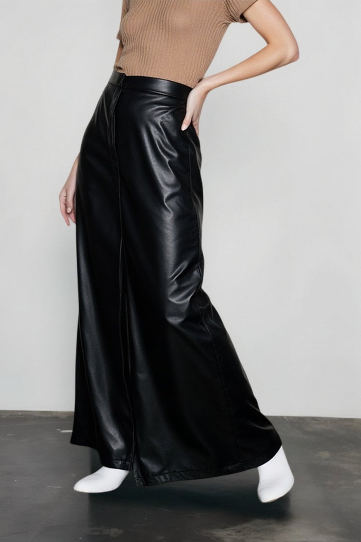 High Waist Faux Leather Front Slit A-Line Maxi Skirt 2