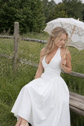 Deep V-Neck Backless Pure Desire White Slim Fit Maxi Dress