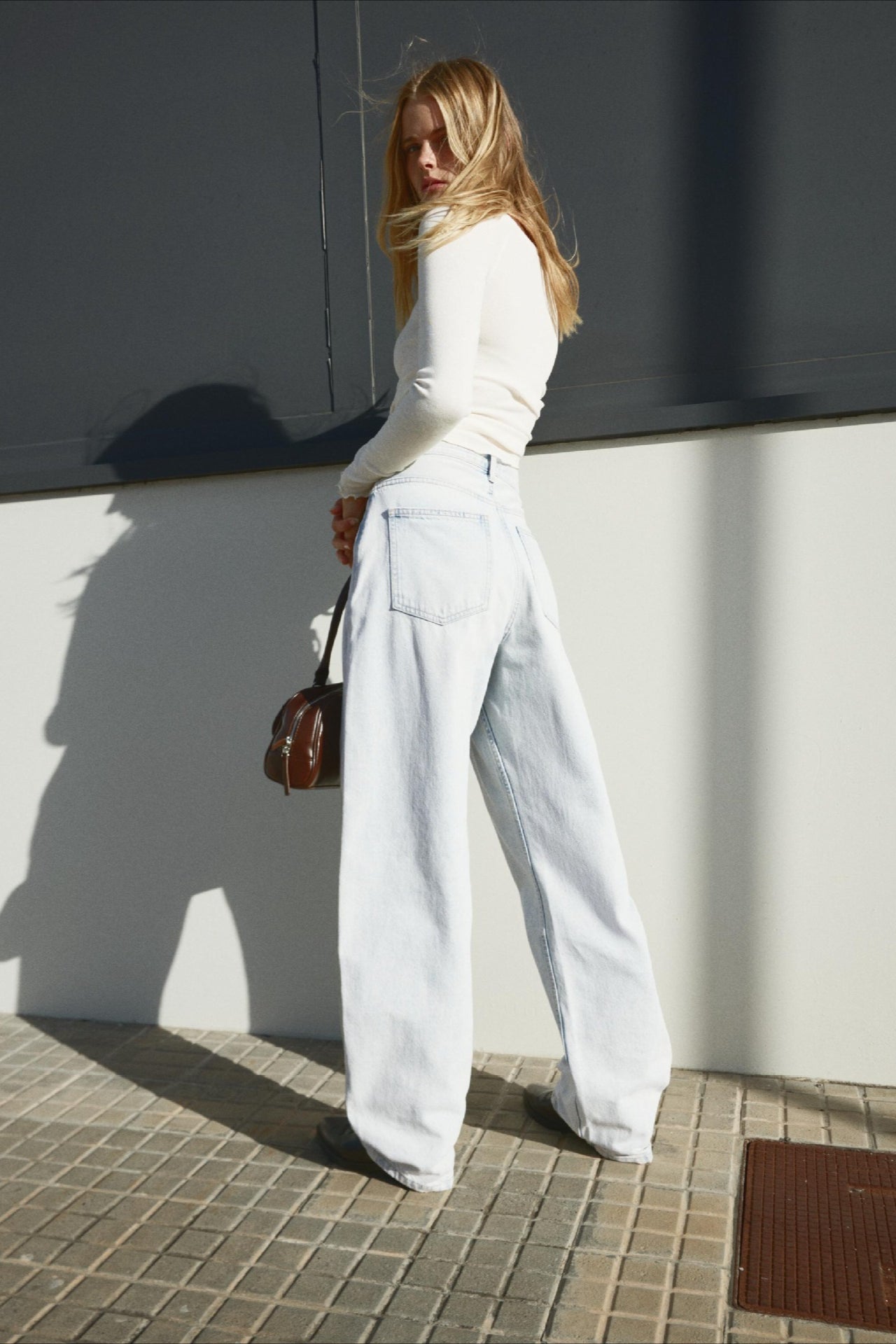 High-Waist Vintage Washed Wide-Leg Denim Jeans