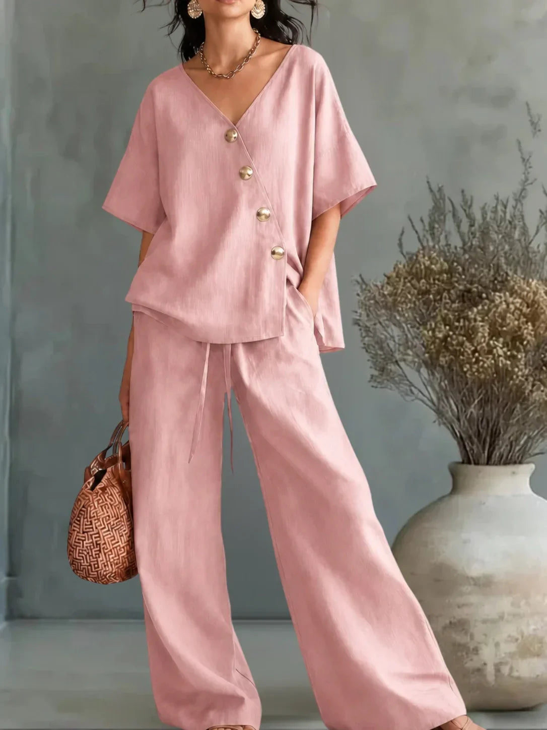 Greta | Complete V-Neck with Buttons
