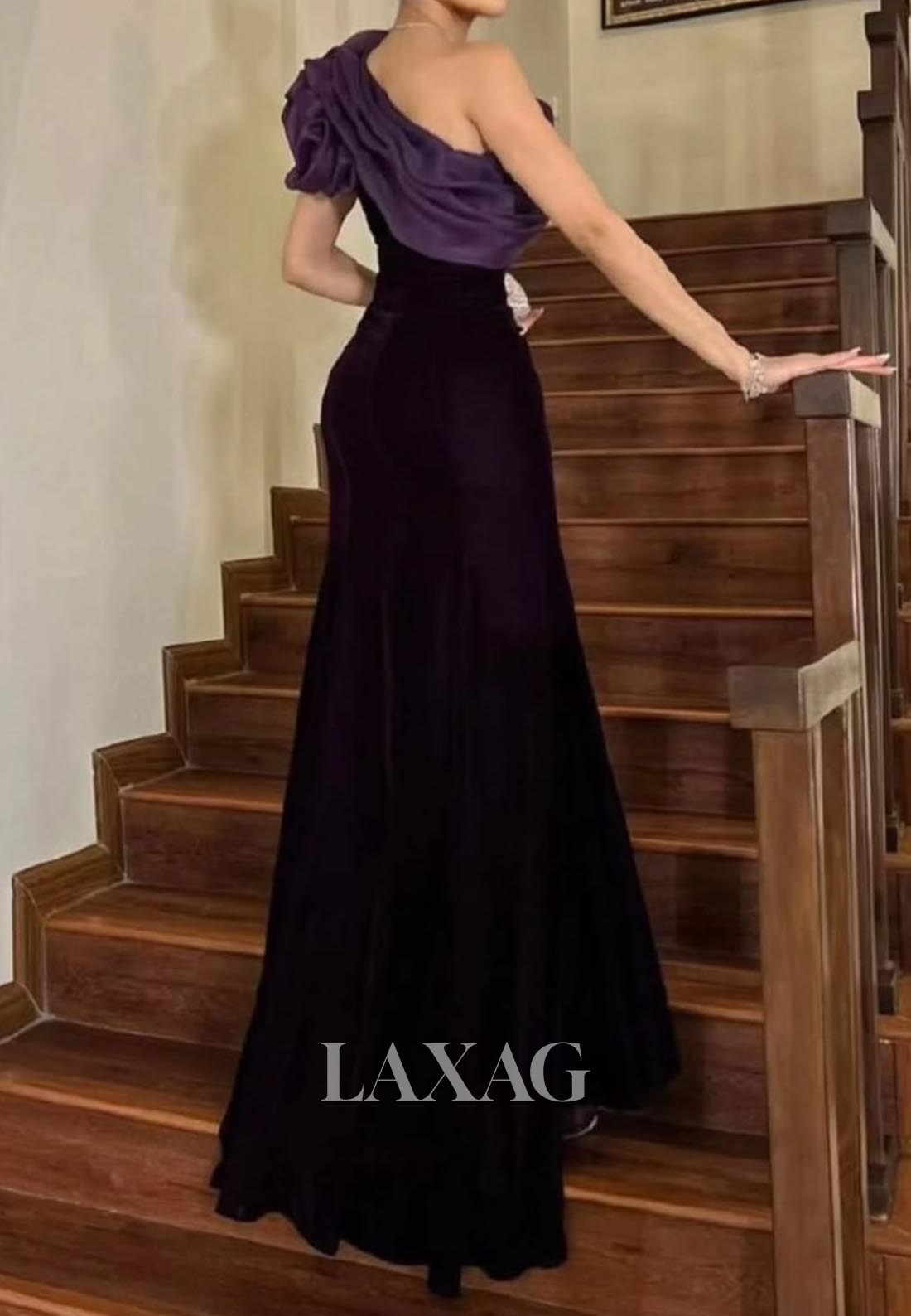 Asymmetrical-Neck Pleated Two Tone Formal Gowns Sleeveless Floor-Length Mermaid Evening Dress