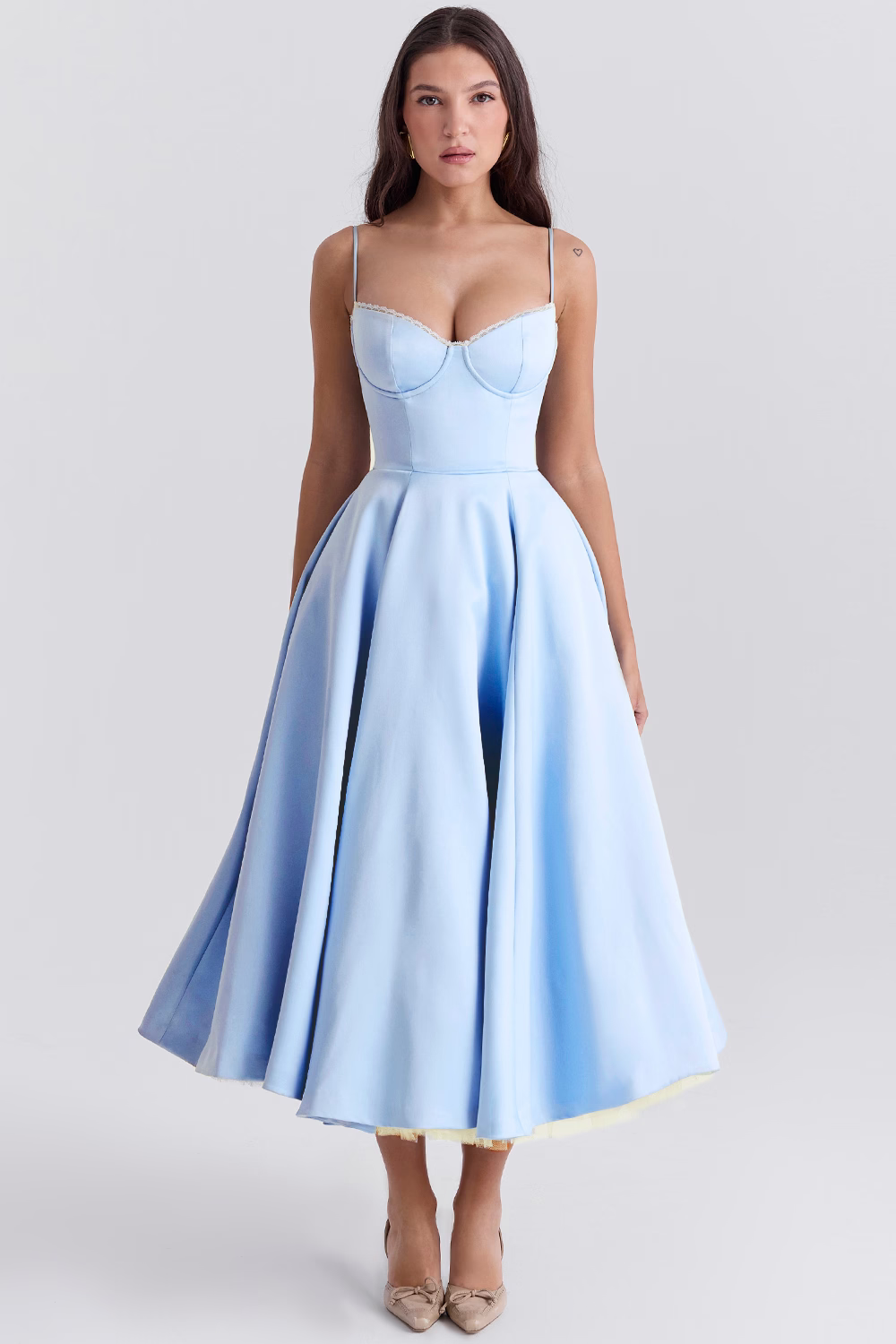 Una Exclusive Party Dress Boutique Collection