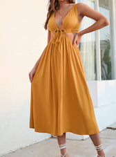 Green Halter-Neck Backless Maxi Dress With Waisted Detail M / Dresses