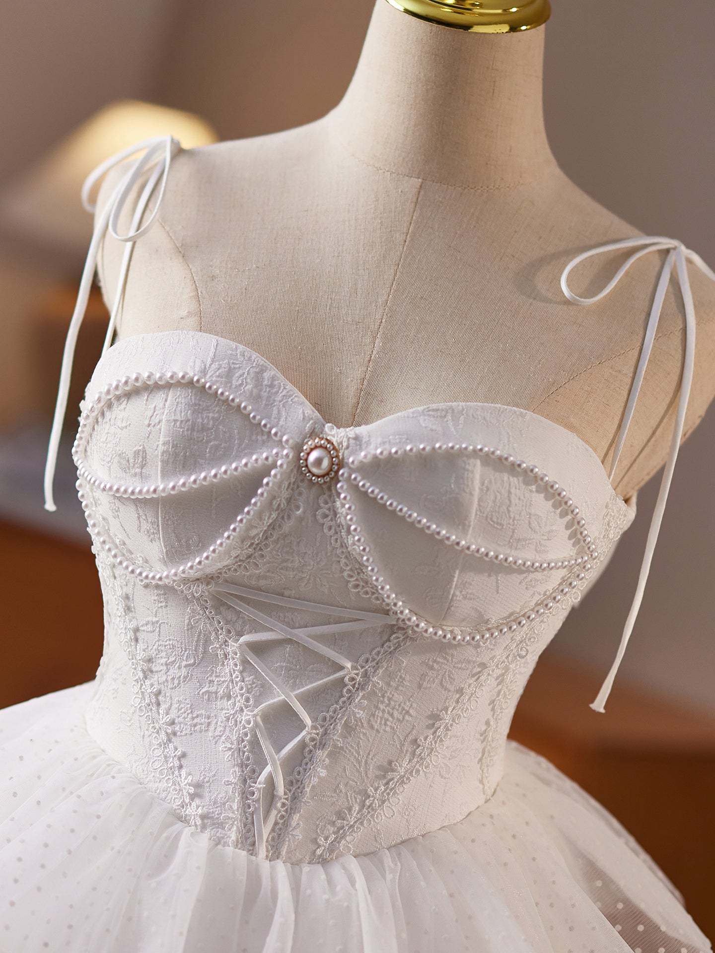 Sweetheart A Line Layers White Spaghetti Straps Short Homecoming Dress with Pearls