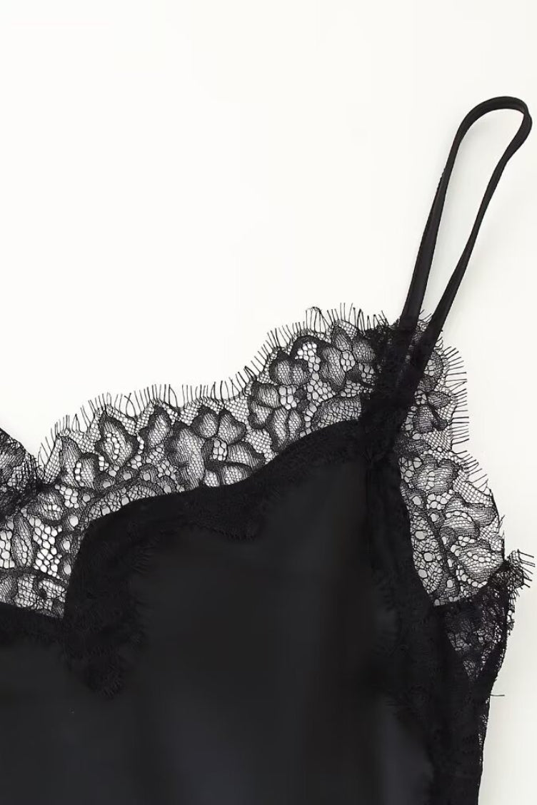Alluring Asymmetric Lace Trim Fitted Mini Dress - View 10