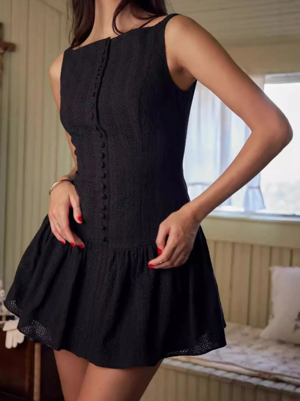 Lace Detail Sleeveless Mini Dress