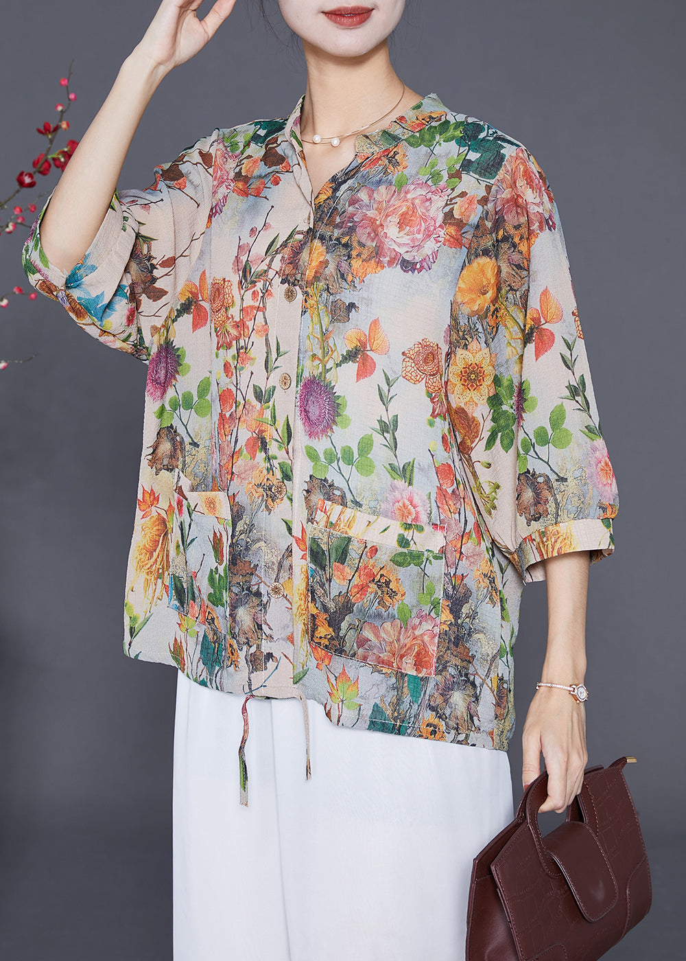 Classic Vintage Shirt with a Flattering Fit