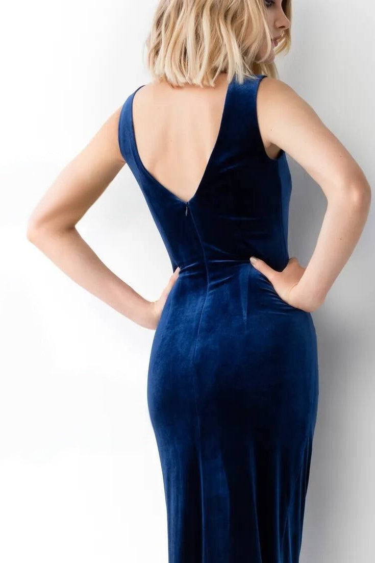 Ruched Velvet Cowl Back Evening Dress - View 3