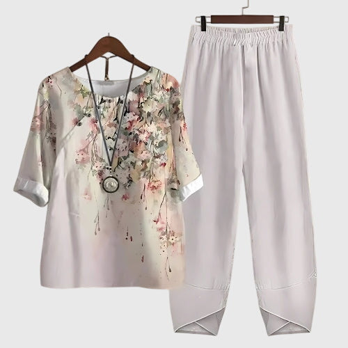Butterfly Print Short Sleeve Top and Pants Two Piece Set