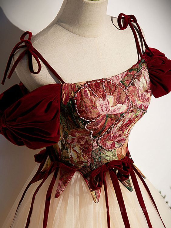 Vintage Spaghetti Straps Tulle A Line Evening Dress Elegant Party Gown cc1708