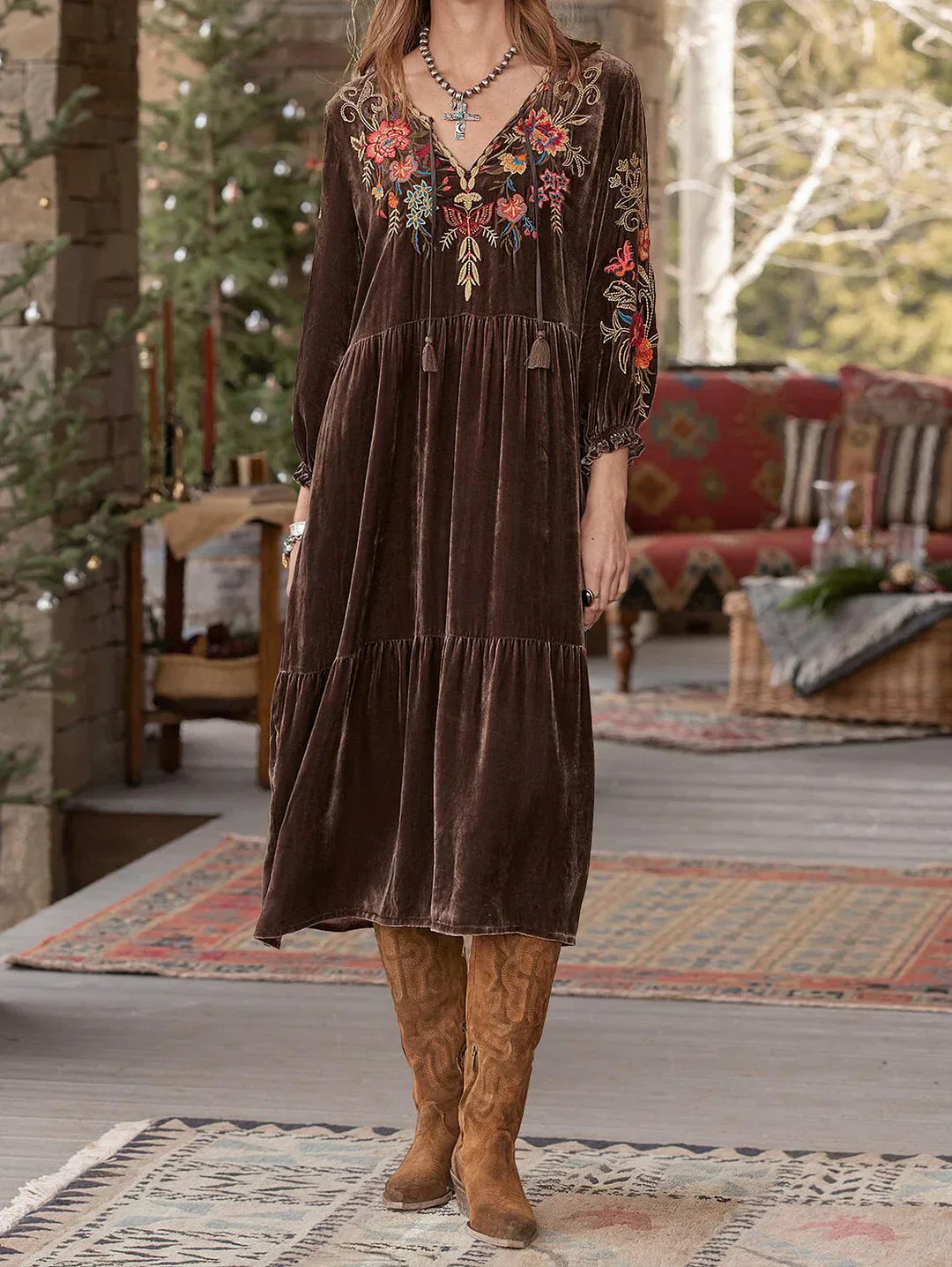 Tassel Front Spliced V Neck Velvet Midi Dress - View 2