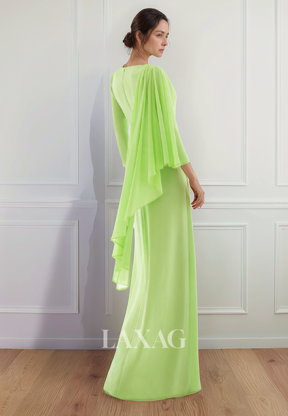 Deep V-Neck Long-Sleeves Fitted Mother of the Bride Dress Pleated Chiffon Floor-Length Cocktail Gowns