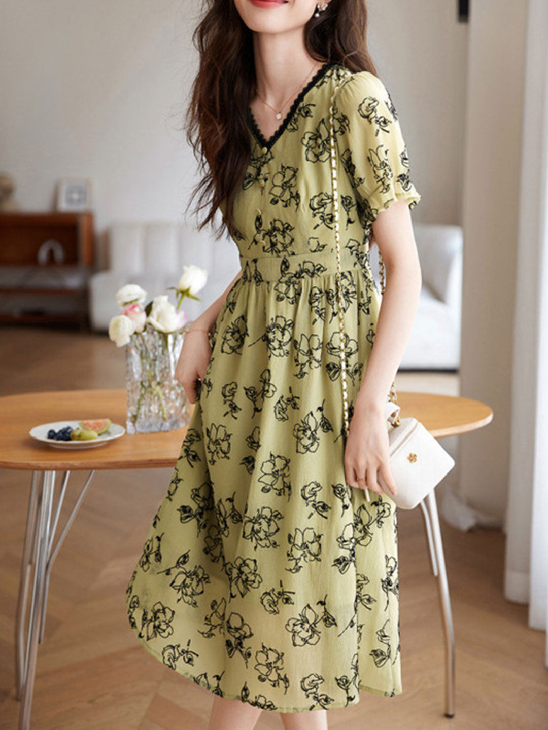 Floral Rose Print V-Neck Lace Trim Short Sleeve Button Front Pleated Midi Dress