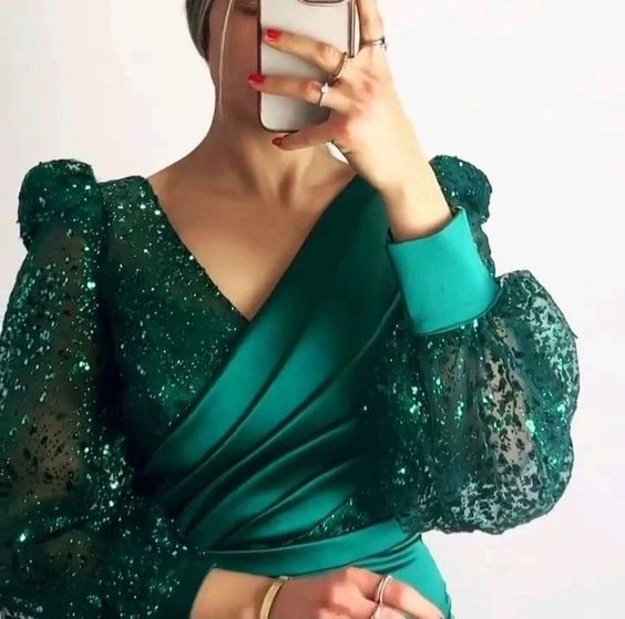 Dark Green Mermaid V Neck Satin Evening Dress Long Sleeves  cc1148