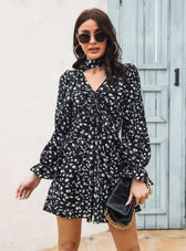 Patterned Arm Flared Flowered Gown With V-Neck Chiffon Drawstring L / Black Dresses
