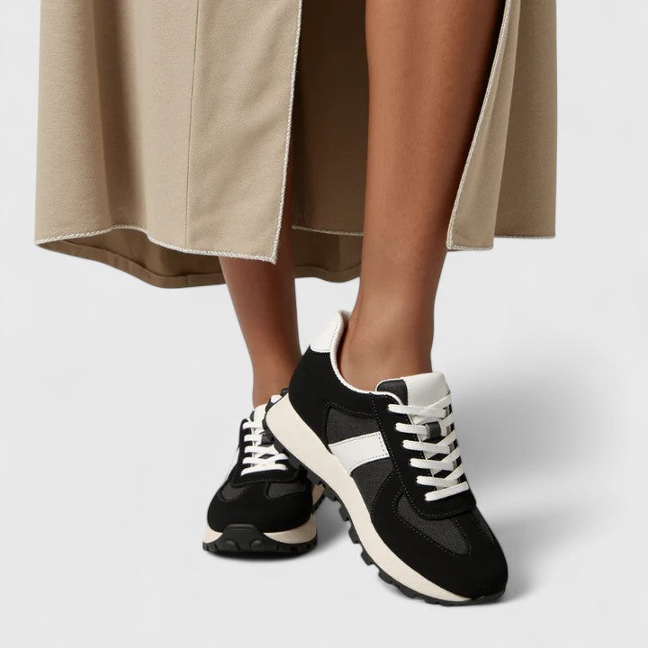 Lace Up Round Toe Lug Sole Sneakers
