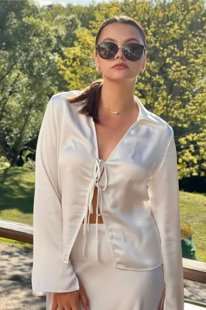 Satin Collared Tie Front Flare Long Sleeve Blouse 3