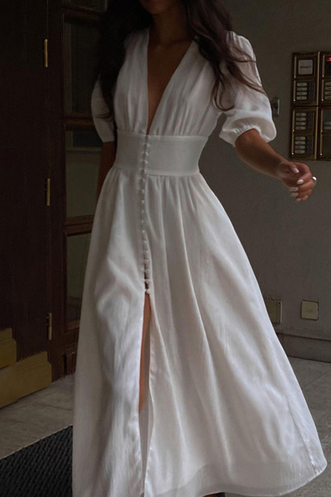 Sophisticated Dress with a Clean Classic Look