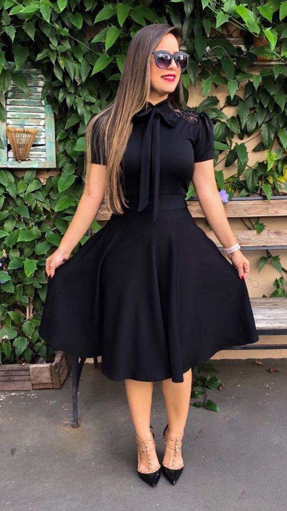Cute Short Sleeves Black Homecoming Dresses