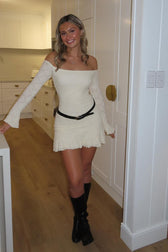 Hollow Out Off Shoulder Pleated Lace Dress 4