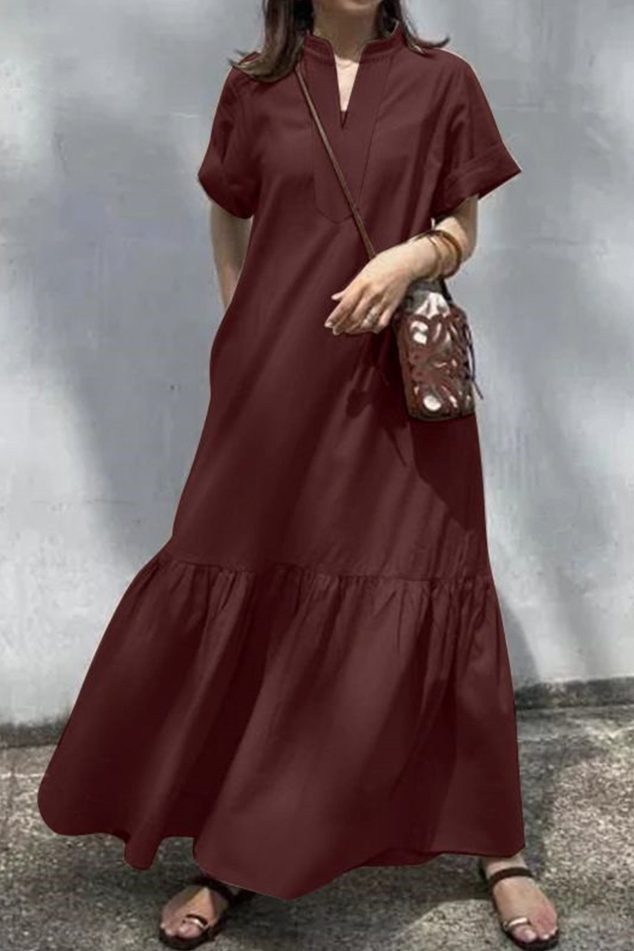 Beautifully Finished Dress in a Timeless Design