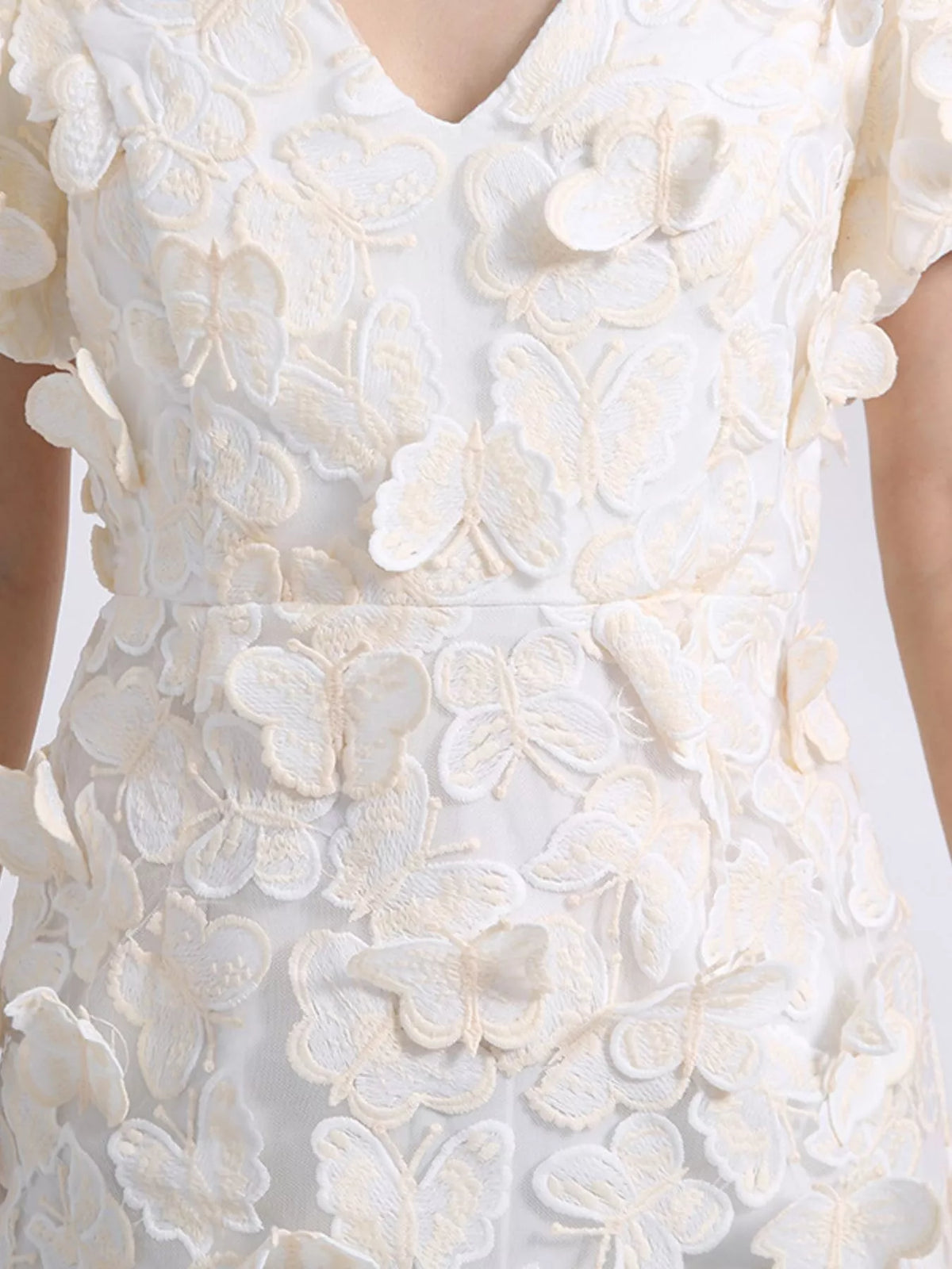 3D Butterfly Appliqué V-Neck Puff Sleeve Bodycon Mini Dress 2