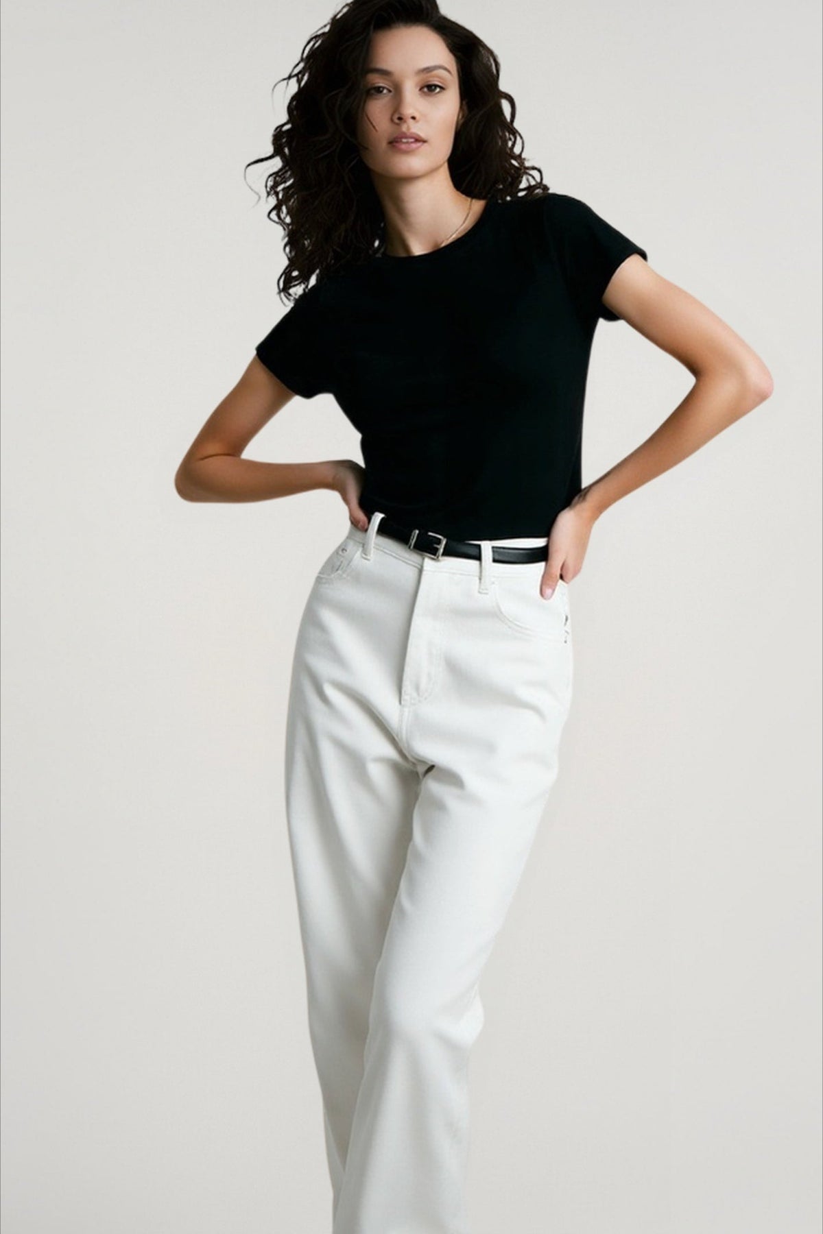 Crew Neck Short Sleeve Fitted Cropped T-Shirt 3