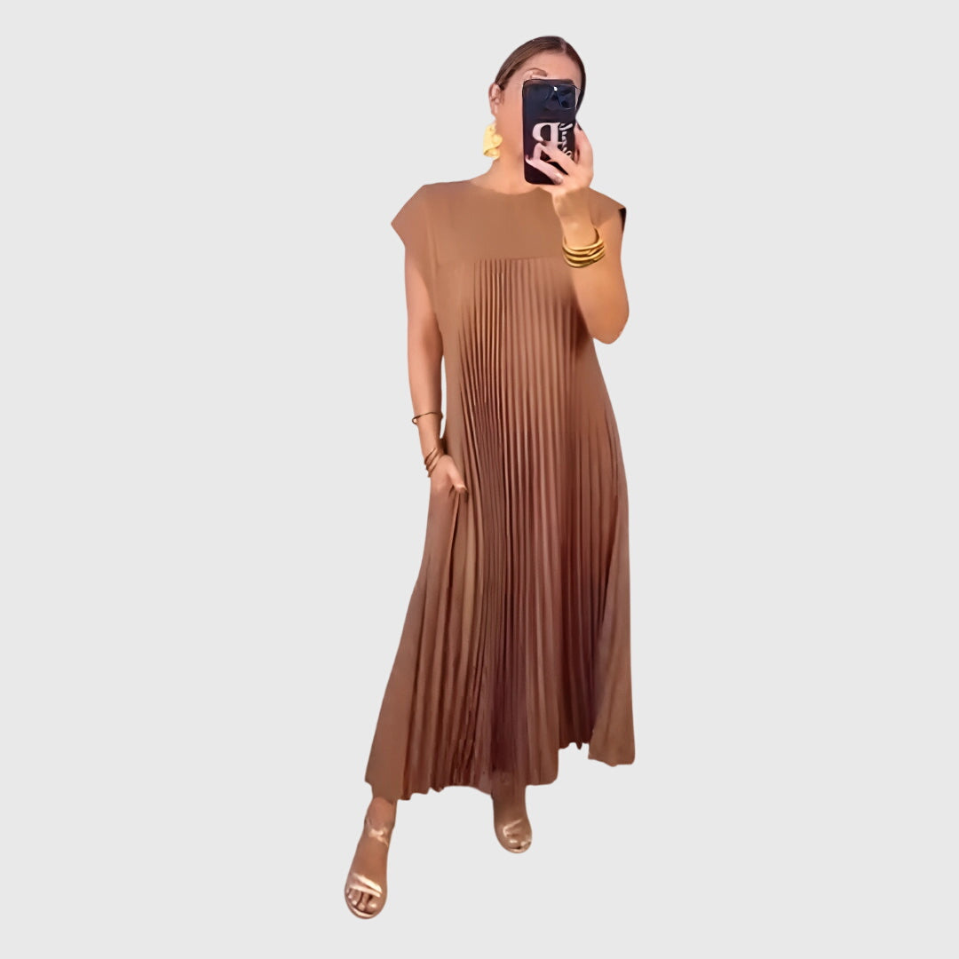 Boat Neck Cap Sleeve Pleated A-Line Maxi Dress