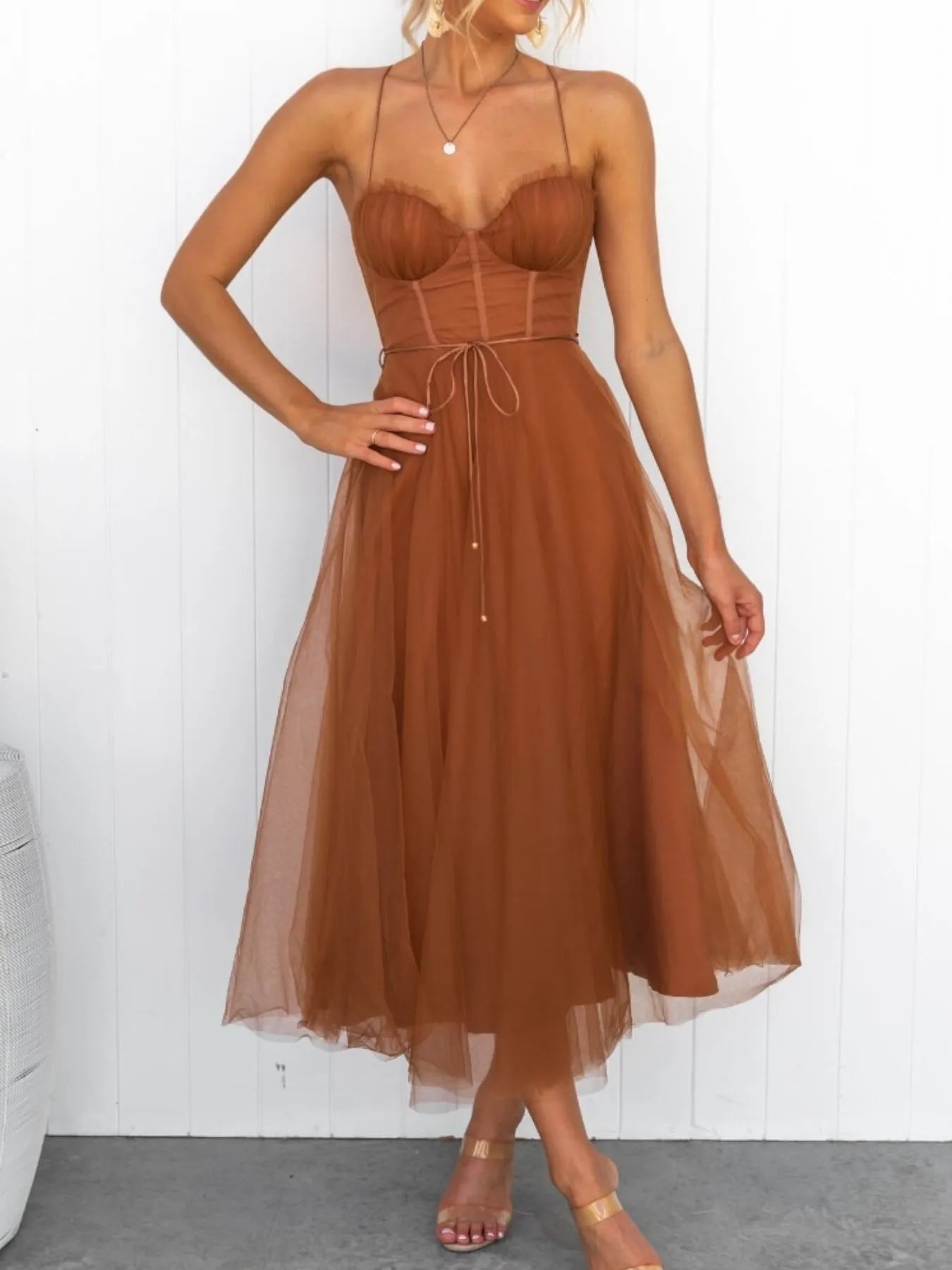 Sweetheart Neck Tulle Midi Dress Caramel