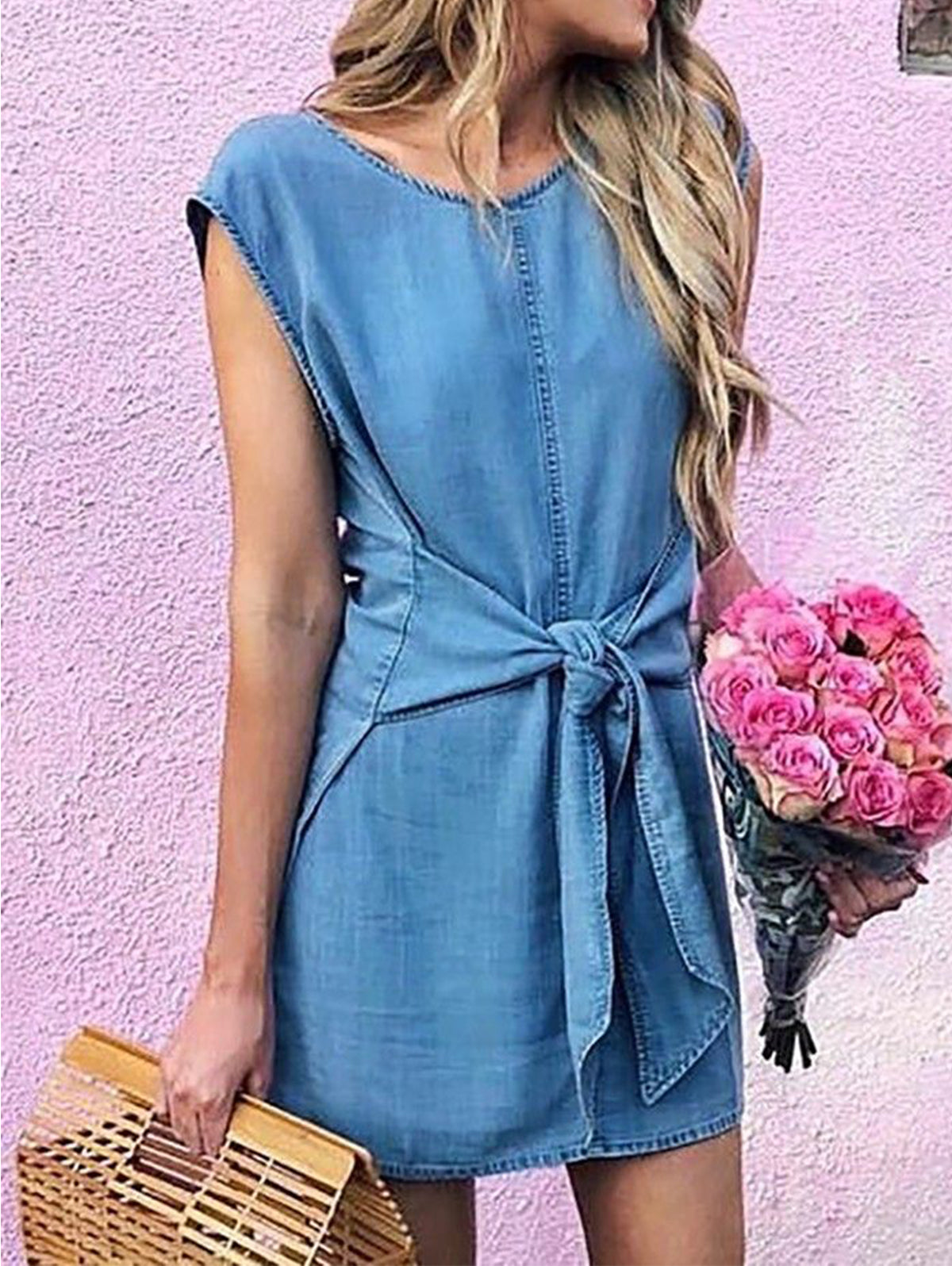 Classic Vintage & Enduringly Stylish Dress