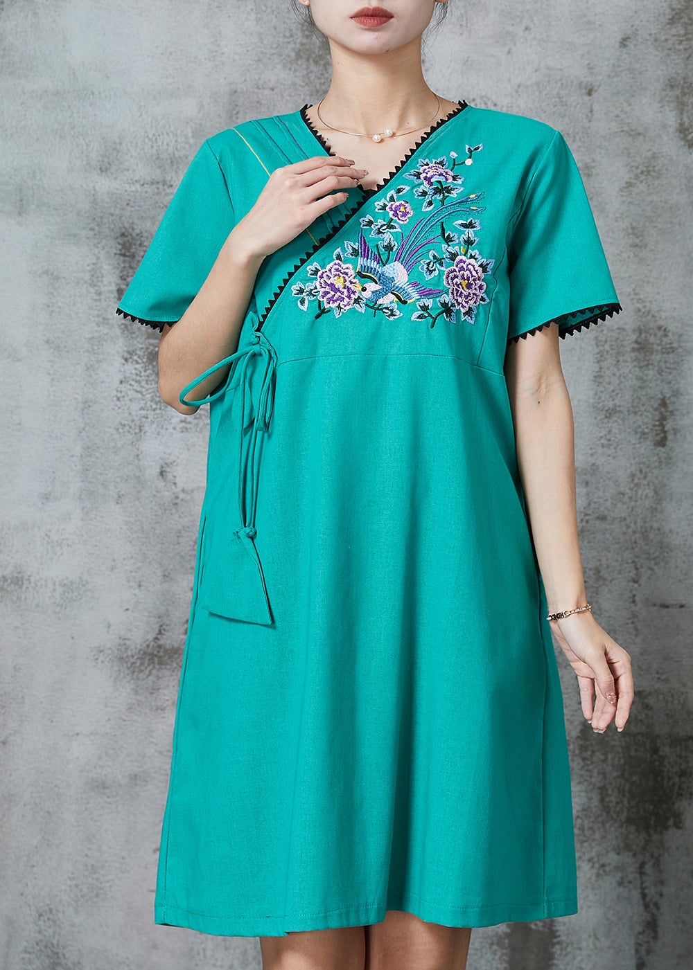 Classic Vintage Dress with a Flattering Fit