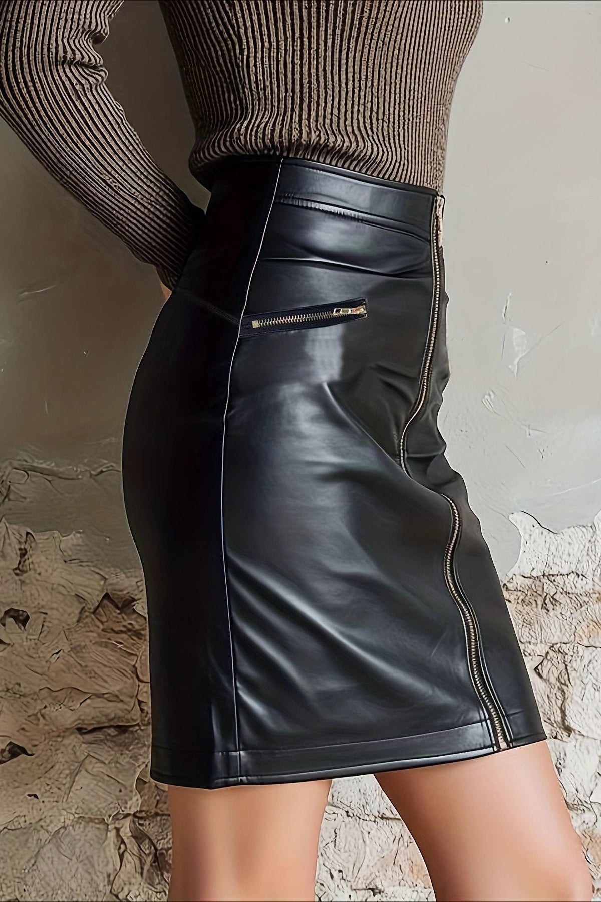 PU Leather Zipper Detail Bodycon Skirt
