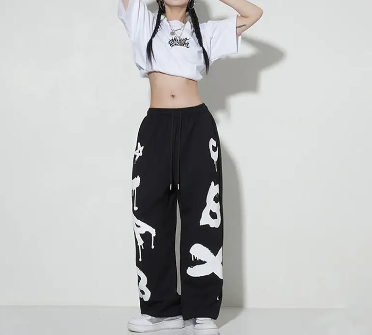 Graffiti Letter Print Drawstring Cuffed Baggy Jogger Sweatpants 3